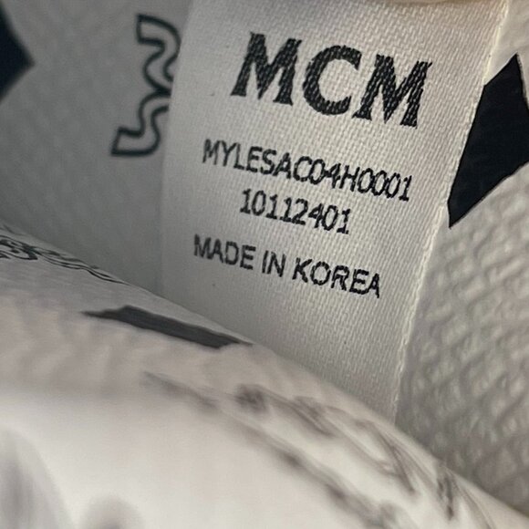 MCM Himmel Continental Pouch Wallet in Embossed Leather - New Munich Blue - NWT - Picture 7 of 8